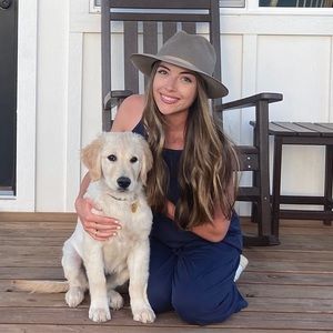 Meet your Posher, Allie